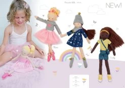 Poupée 40 Cm Mia - Hoppa - Coton Bio -Bébé Jeux Soldes Boutique hoppa character dolls 40 cm