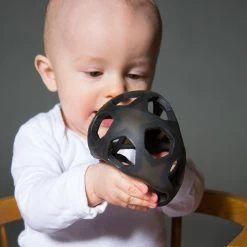 Star Ball - Balle En Caoutchouc Naturel Hevea 17 Star Ball - Balle En Caoutchouc Naturel Hevea -Bébé Jeux Soldes Boutique jouet caoutchouc naturel star ball hevea noir